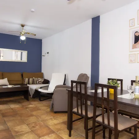 Holiday home Playa Adosado Jardin Piscina Parking